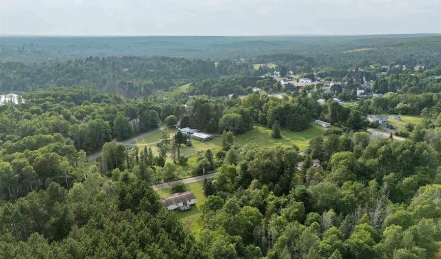 112 Park City Cutoff Rd, Amasa, MI 49903 - 3 Beds, 2 Bath