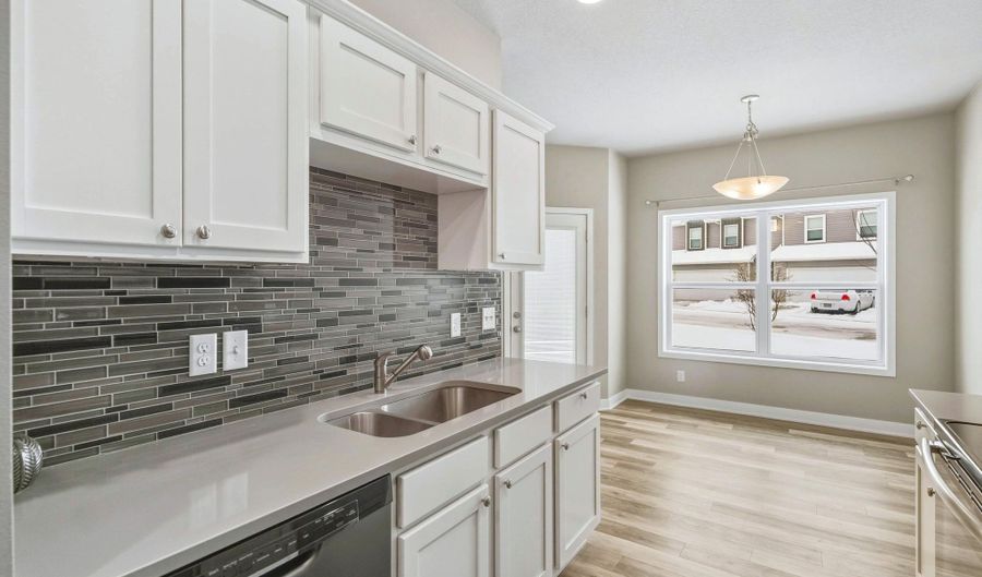 2812 NW Lois Ln, Ankeny, IA 50023 - 3 Beds, 3 Bath