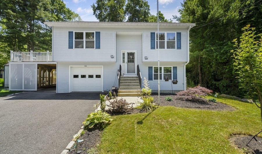 486 Fairview, Athol, MA 01331 - 3 Beds, 2 Bath