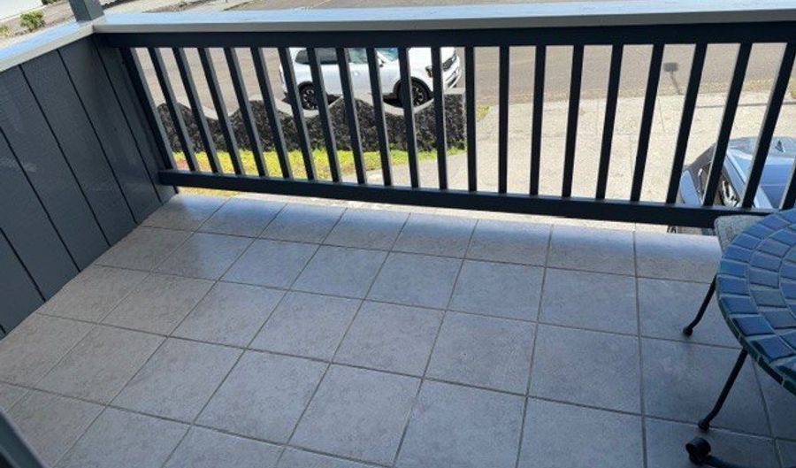 768 LA HOU St, Hilo, HI 96720 - 6 Beds, 4 Bath