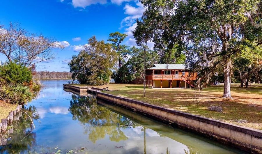 5 Big Oaks Dr, Apalachicola, FL 32320 - 2 Beds, 2 Bath