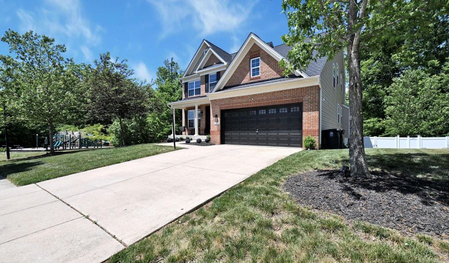 17415 MADRILLON Way, Accokeek, MD 20607 - 4 Beds, 4 Bath