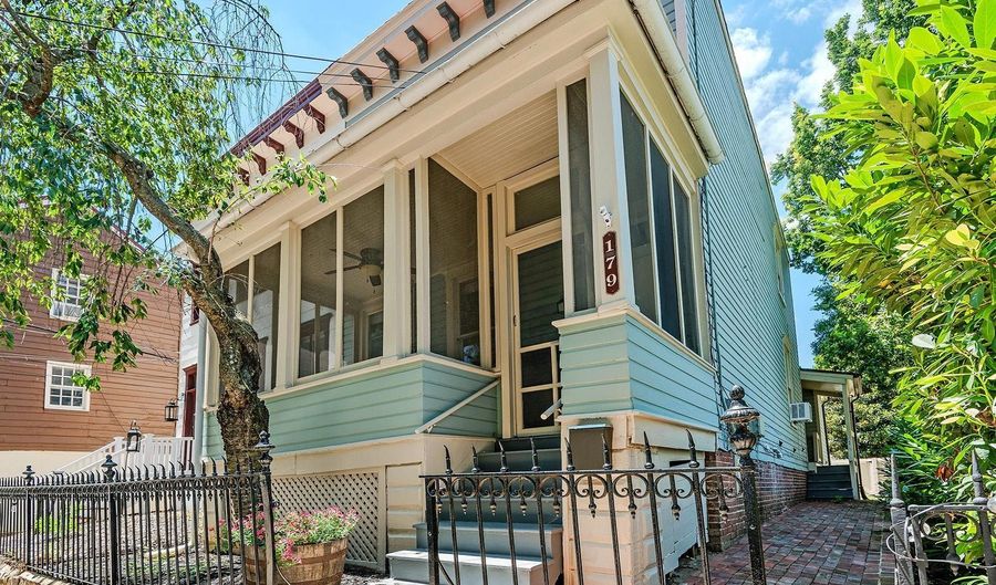 179 GREEN St, Annapolis, MD 21401 - 2 Beds, 2 Bath