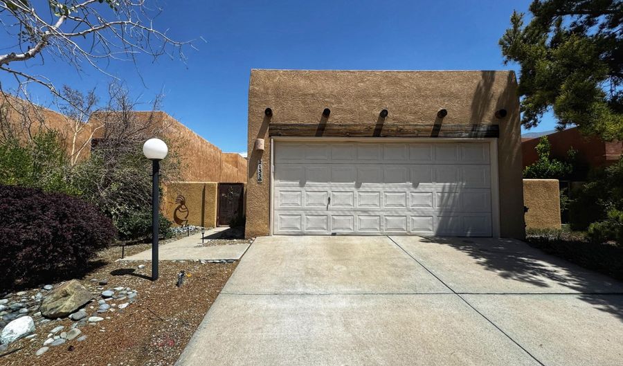 2135 Coyote Willow Ave NE, Albuquerque, NM 87122 - 3 Beds, 2 Bath