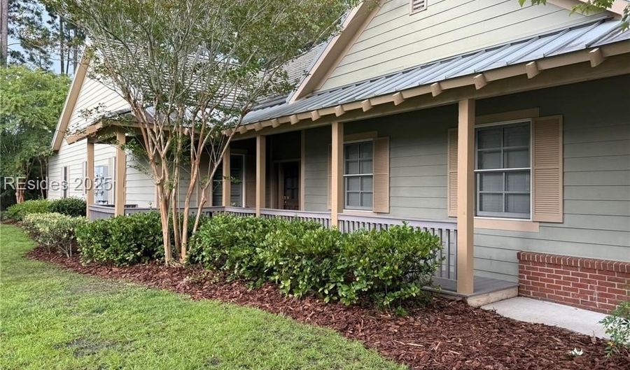 38 Augustine Rd, Bluffton, SC 29910 - 2 Beds, 2 Bath