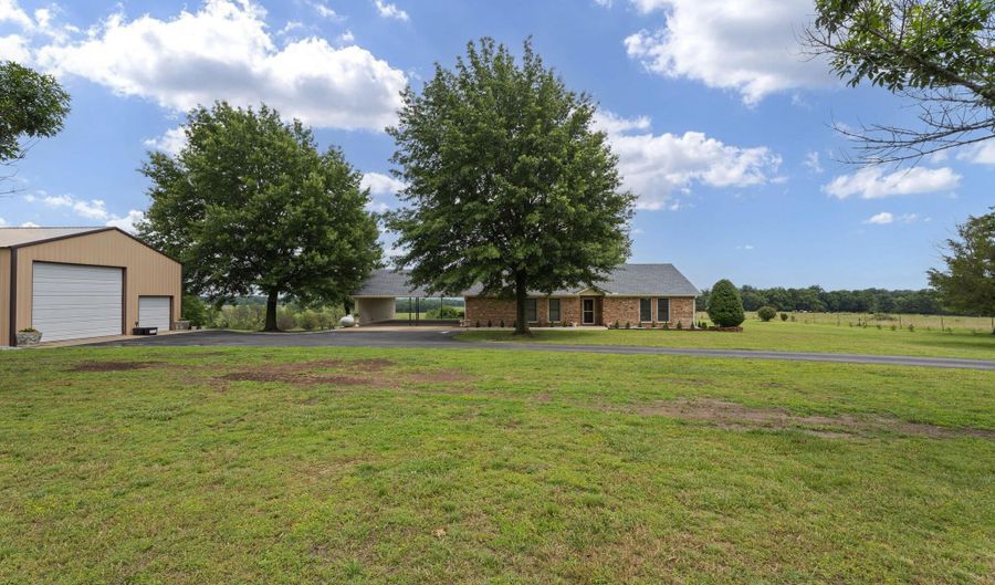 29498 S 4520 Rd, Afton, OK 74331 - 3 Beds, 2 Bath