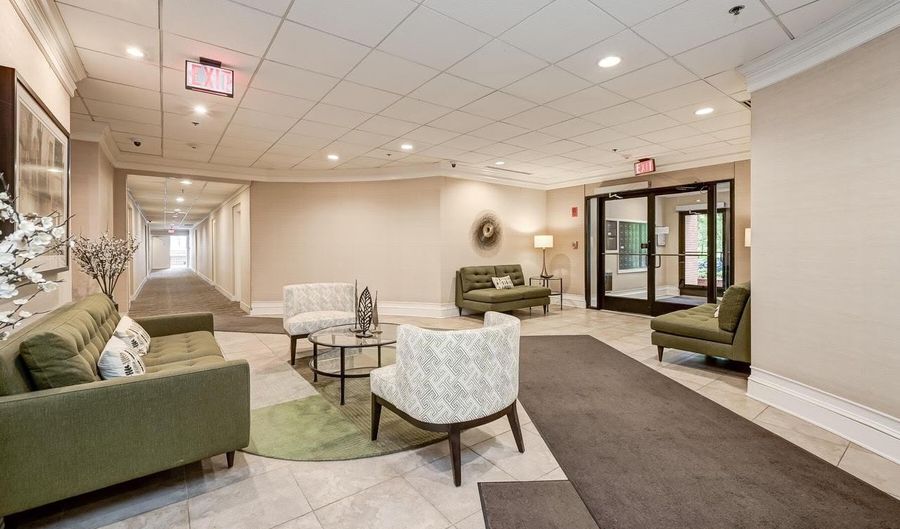 1029 N STUART St 307, Arlington, VA 22201 - 2 Beds, 2 Bath