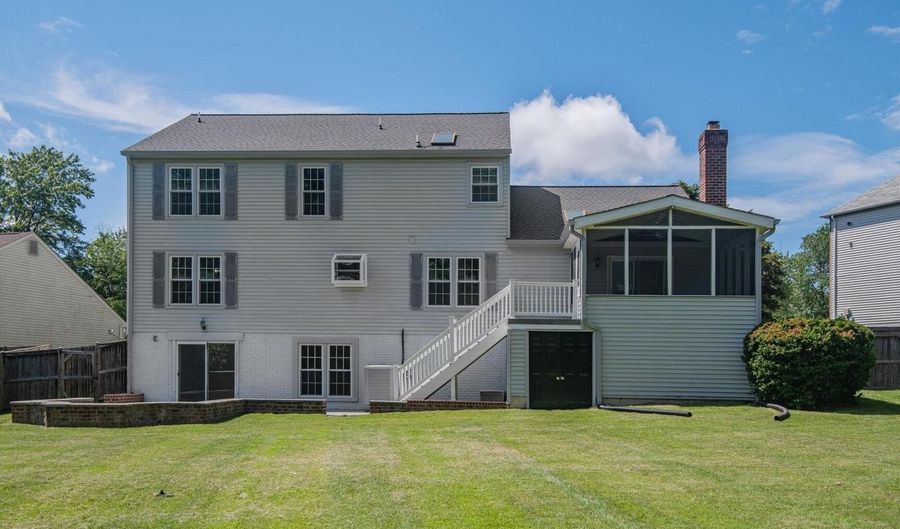 13011 MARTHAS CHOICE Cir, Bowie, MD 20720 - 4 Beds, 3 Bath