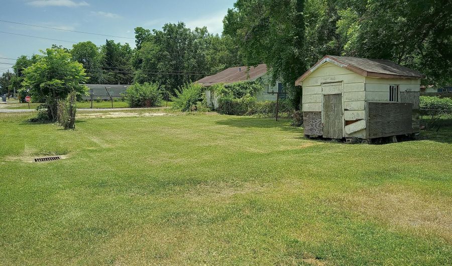 1502 Cherokee St, Abbeville, LA 70510 - 2 Beds, 1 Bath