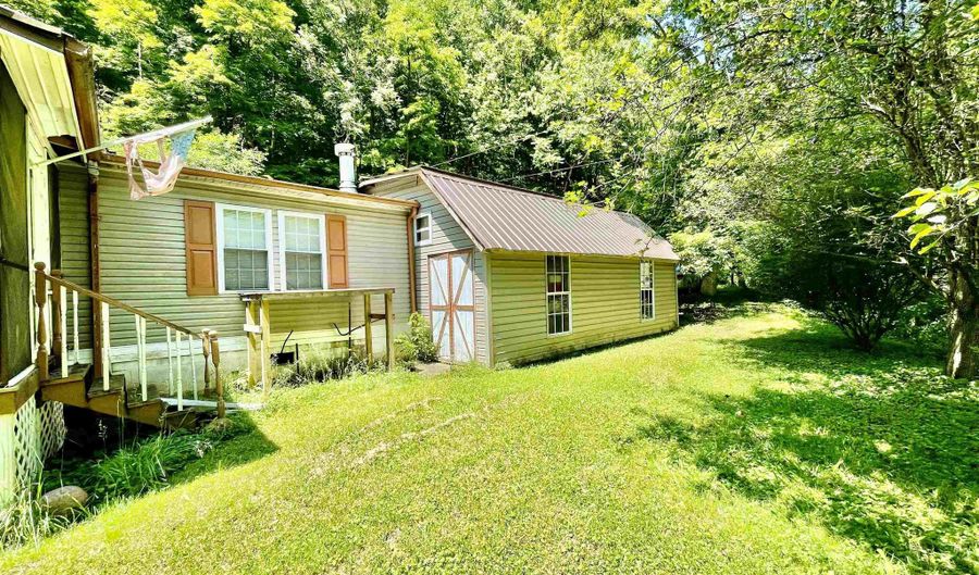 2629 Toms Creek Rd, Barboursville, WV 25504 - 3 Beds, 2 Bath