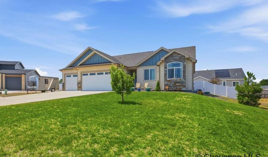1110 HESS Ave, Cheyenne, WY 82001 - 4 Beds, 3 Bath