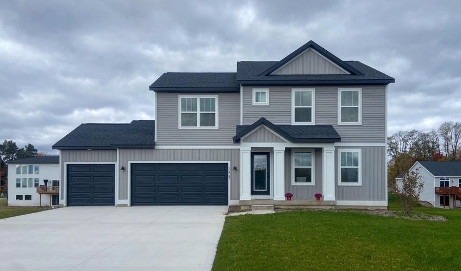 10725 Melanie Dr, Allendale, MI 49401 - 3 Beds, 2 Bath