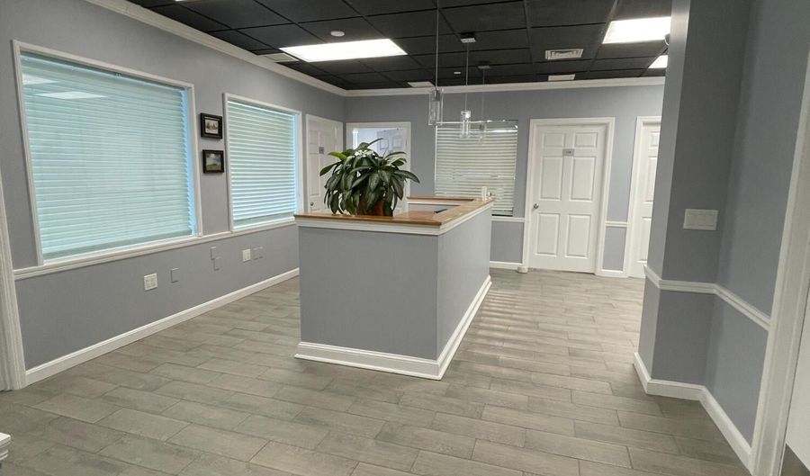 33 Bassett Ln 104, Barnstable, MA 02630 - 0 Beds, 0 Bath