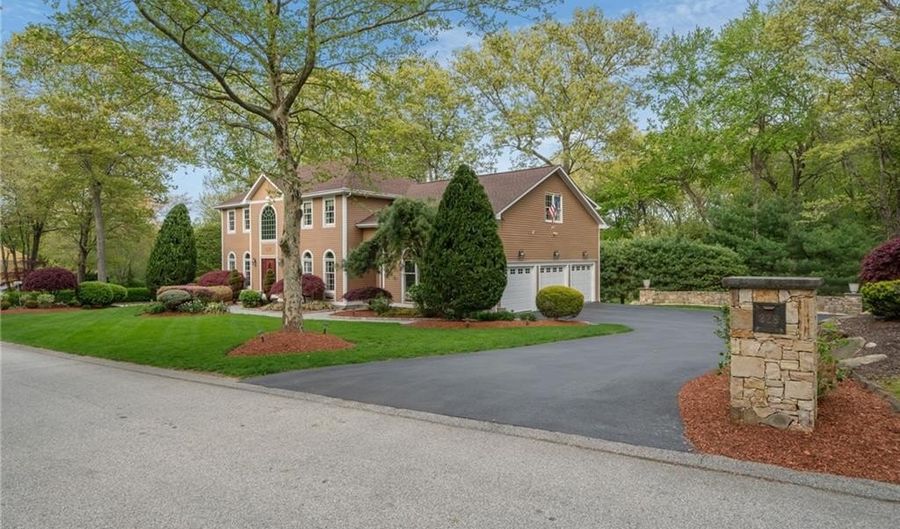 329 Wickham Rd, North Kingstown, RI 02852 - 4 Beds, 3 Bath