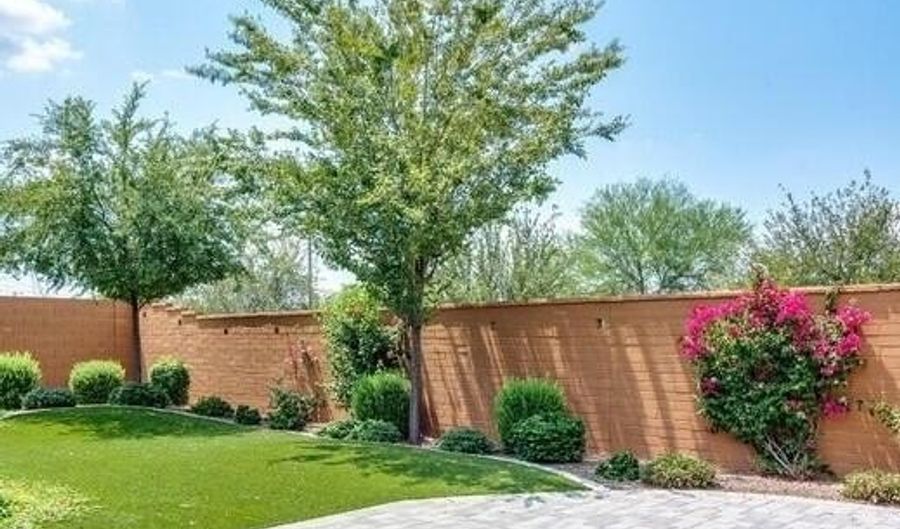 21192 N 260TH Ln, Buckeye, AZ 85396 - 4 Beds, 4 Bath