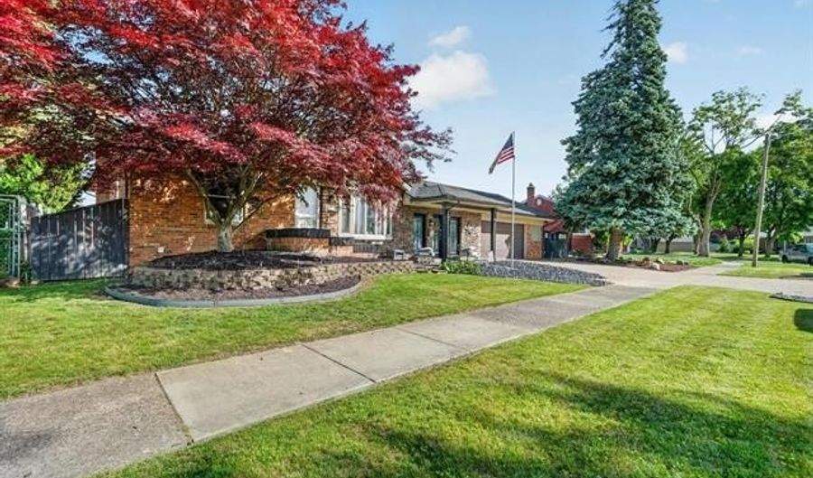 16244 Philomene Blvd, Allen Park, MI 48101 - 3 Beds, 2 Bath