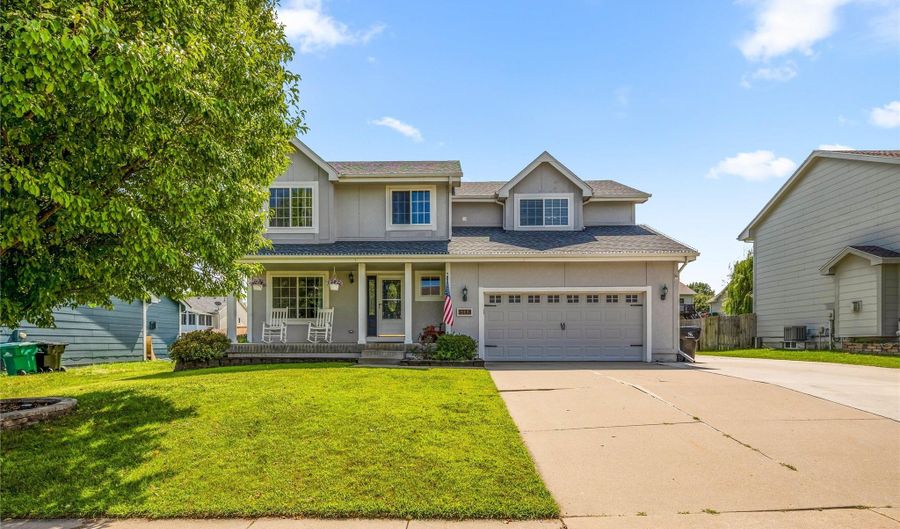 3118 SW Prairie View Rd, Ankeny, IA 50023 - 4 Beds, 3 Bath