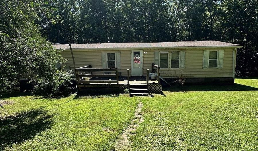 194 Wild Plum Ln, Blacksburg, SC 29702 - 3 Beds, 2 Bath