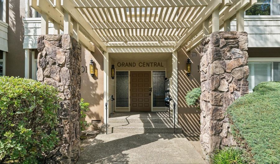1701 Central Ave R, Alameda, CA 94501 - 2 Beds, 2 Bath