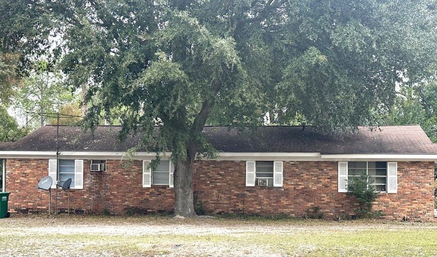 2505 Rosebrier Ave, Albany, GA 31705 - 4 Beds, 2 Bath