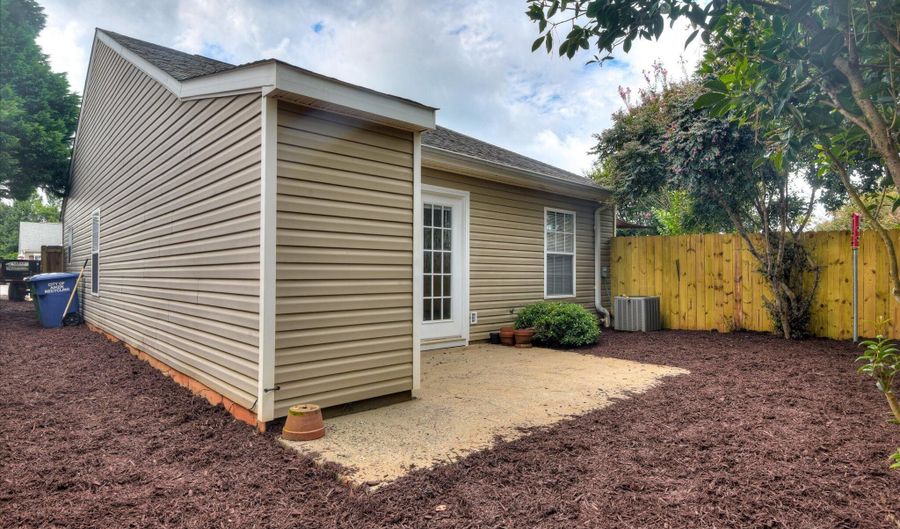 135 Stonington Ln SW, Aiken, SC 29803 - 2 Beds, 2 Bath