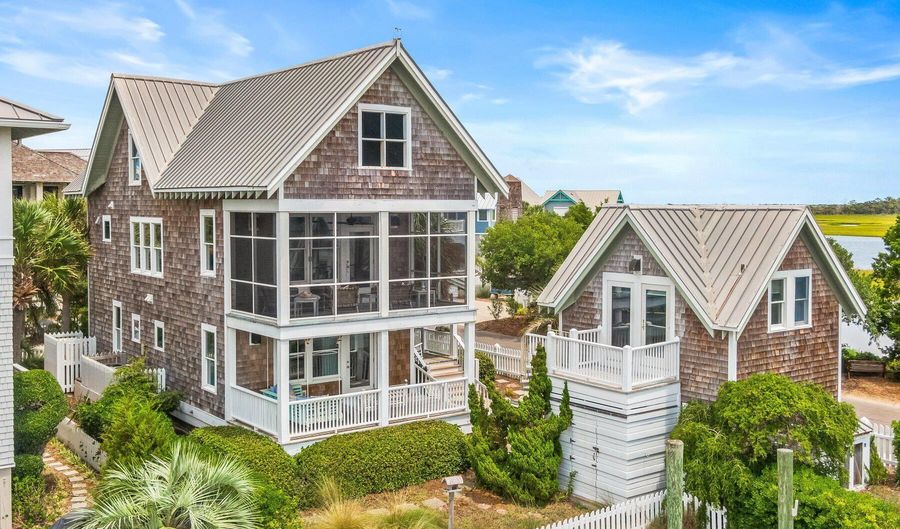 41 Transom Row, Bald Head Island, NC 28461 - 4 Beds, 5 Bath