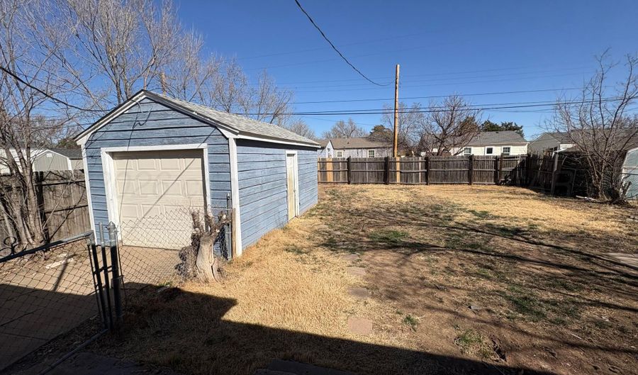 4119 Parker St, Amarillo, TX 79110 - 2 Beds, 1 Bath