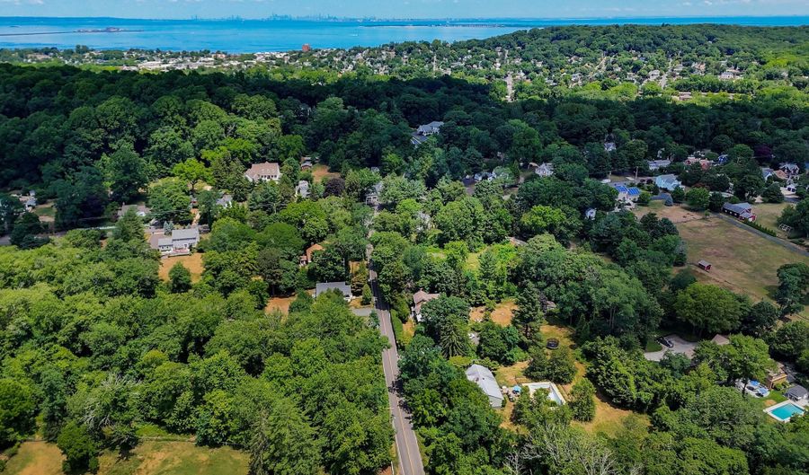 115 Browns Dock Rd, Atlantic Highlands, NJ 07716 - 3 Beds, 1 Bath