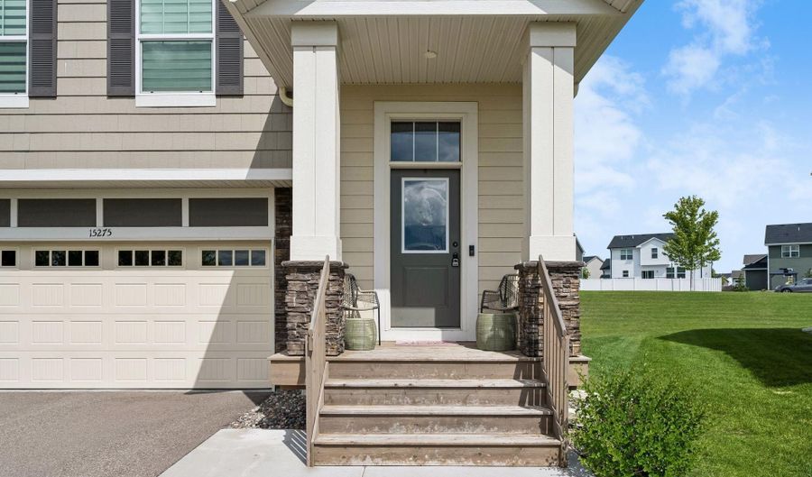 15275 Quintana Ct NW, Anoka, MN 55303 - 5 Beds, 3 Bath
