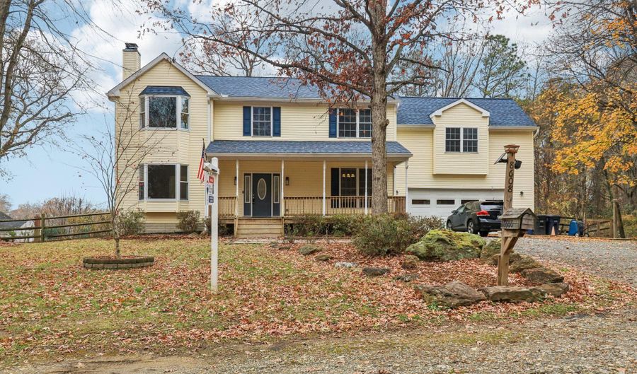 8608 PINE Ave, Bowie, MD 20715 - 4 Beds, 3 Bath