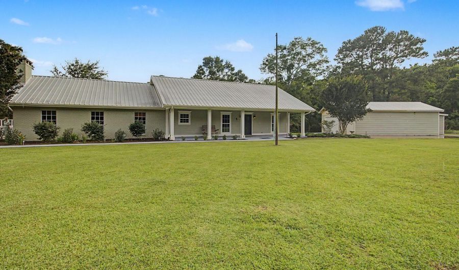 11353 Hattie K Dr, Biloxi, MS 39532 - 4 Beds, 3 Bath
