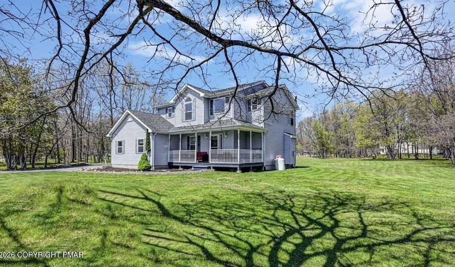 306 Valley View Dr, Albrightsville, PA 18210 - 4 Beds, 3 Bath