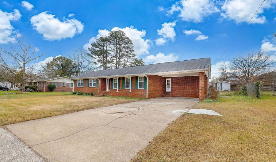409 Peach Ave, Albertville, AL 35950 - 4 Beds, 2 Bath
