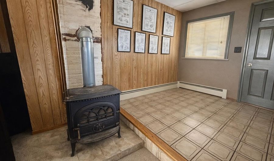 189 Denmark St, Berlin, NH 03570 - 3 Beds, 2 Bath
