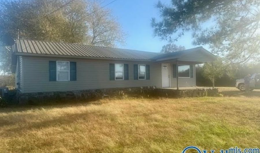 602 Arbor Acres Dr, Albertville, AL 35951 - 3 Beds, 2 Bath