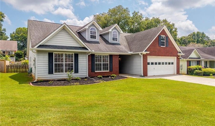 4168 Mcever Park Dr, Acworth, GA 30101 - 3 Beds, 2 Bath