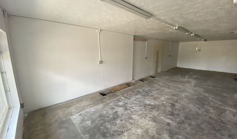 1326 Idaho St, Elko, NV 89801 - 0 Beds, 1 Bath