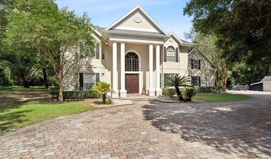 4275 ROUND LAKE Rd, Apopka, FL 32712 - 4 Beds, 5 Bath