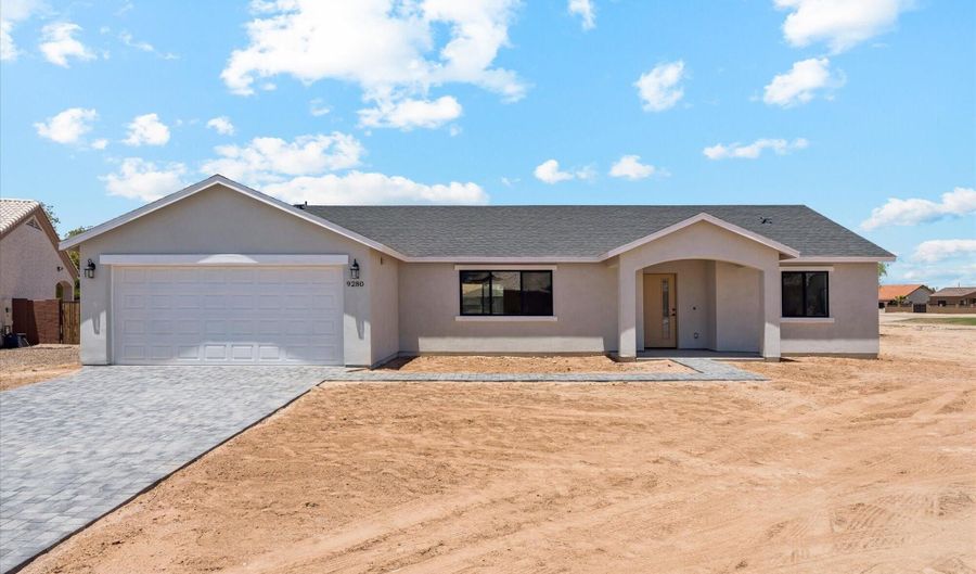9280 W Wenden Dr, Arizona City, AZ 85123 - 3 Beds, 2 Bath