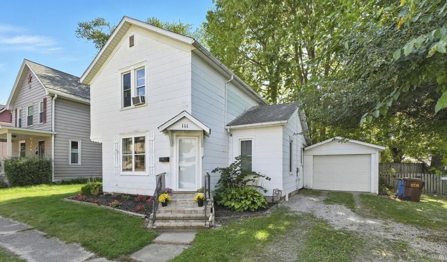 111 W 2nd St, Auburn, IN 46706 - 3 Beds, 2 Bath