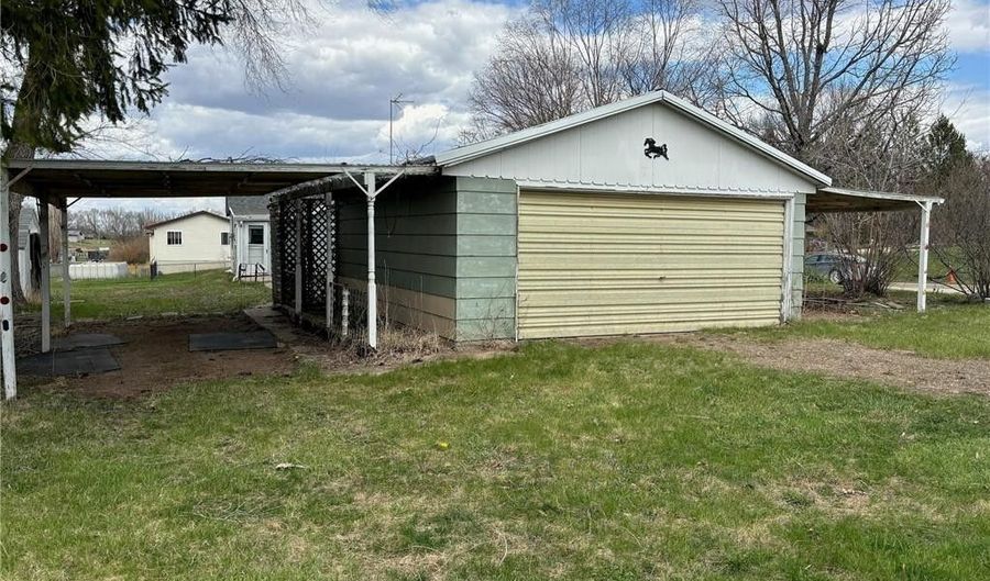 421 Webster St, Boone, IA 50036 - 1 Beds, 0 Bath