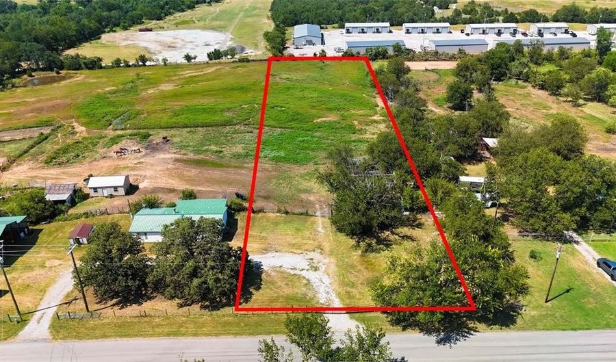 1083 E 1st St, Weatherford, TX 76086 - 0 Beds, 0 Bath