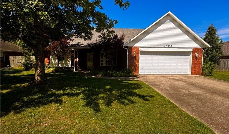 3802 SW Maple Rd, Bentonville, AR 72712 - 3 Beds, 2 Bath