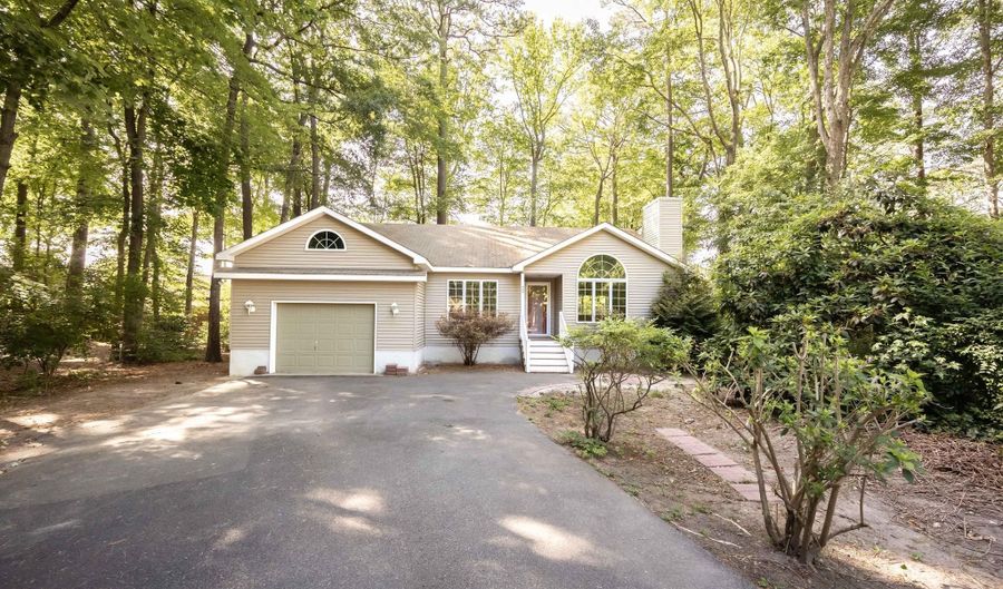 22 Sailors Way, Berlin, MD 21811 - 3 Beds, 2 Bath