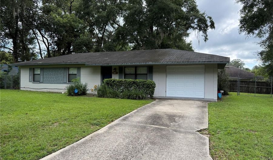 15615 NW 138TH Dr, Alachua, FL 32615 - 3 Beds, 2 Bath