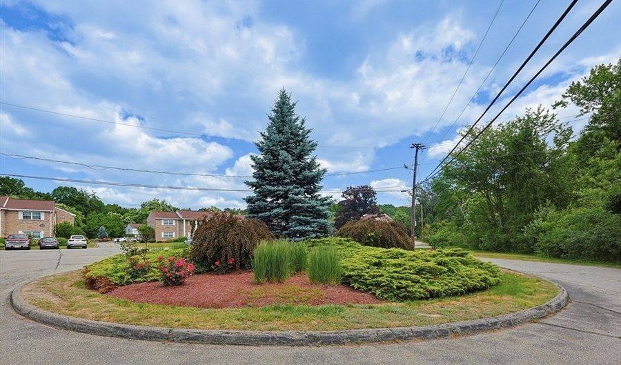 80 A Washington Park Dr 1, Andover, MA 01810 - 2 Beds, 1 Bath