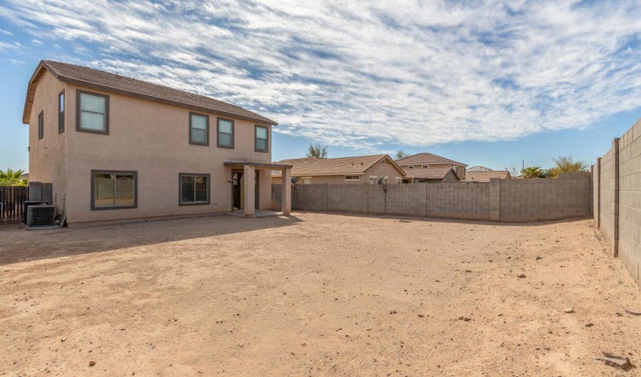 25792 W BURGESS Ln, Buckeye, AZ 85326 - 4 Beds, 3 Bath