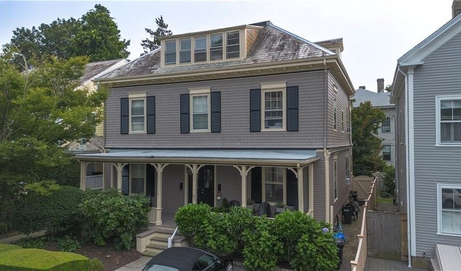 1 Pell St, Newport, RI 02840 - 7 Beds, 4 Bath