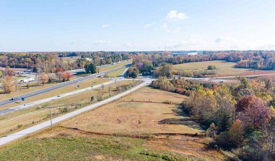 4 76 AC Olan Maxwell Rd, Baxter, TN 38544 - 0 Beds, 0 Bath