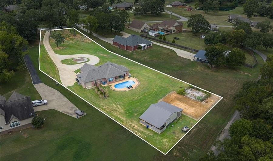 230 Waterfront Cir, Alma, AR 72921 - 3 Beds, 3 Bath